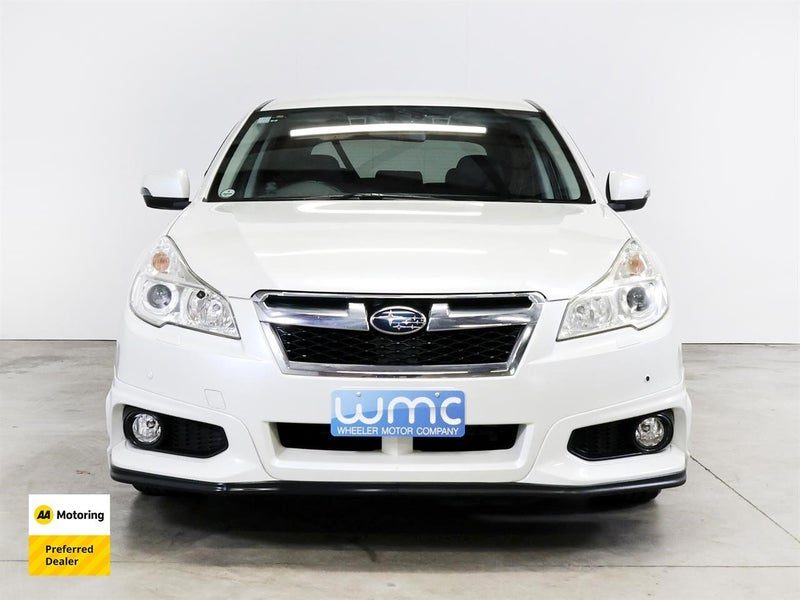 2013 Subaru Legacy Wagon, photo 2