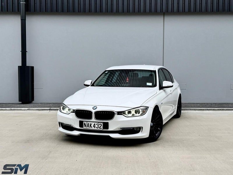 2012 BMW 328i Come to the best in Auckland, main photo