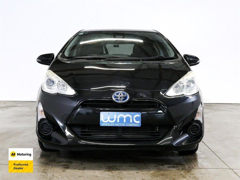 2016 Toyota Aqua 1.5lt Hybrid G with TSS, photo 2
