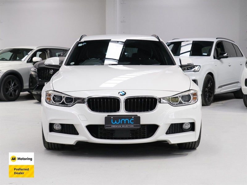 2015 BMW 320i Touring 'M-Sport', photo 2