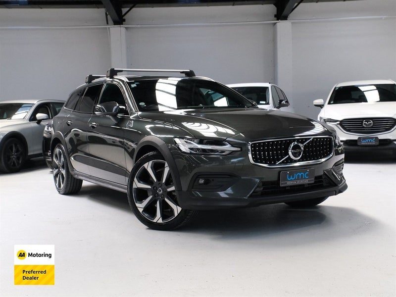 2021 Volvo V60 'Cross Country' B5 AWD