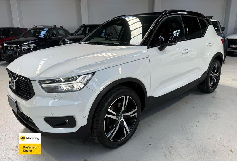 2020 Volvo XC40 T4 AWD R-Design, photo 3