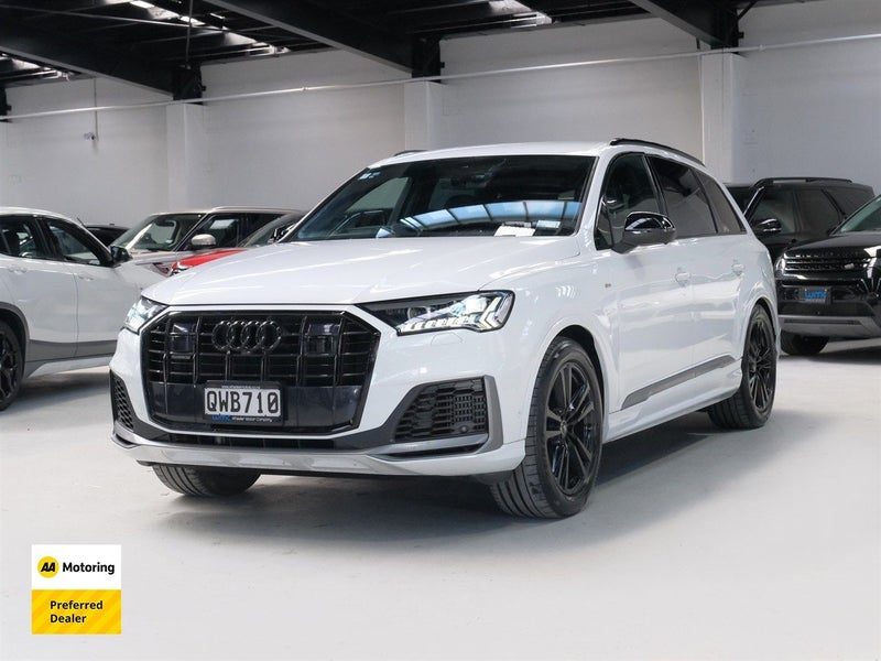2023 Audi Q7 55 TFSI Quattro 'S Line' 7-Seater, photo 3