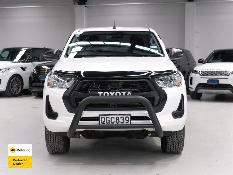 2023 Toyota Hilux SR TD EC 2.8DT 'NZ NEW', photo 2