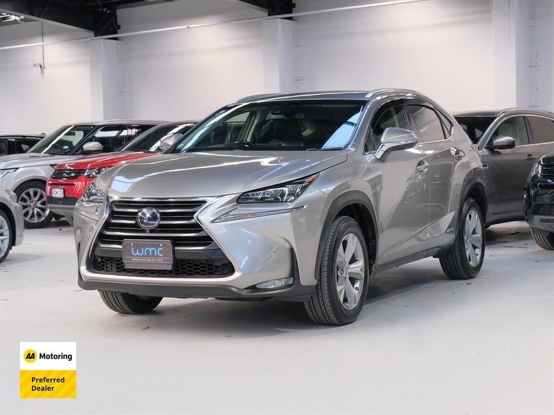 2015 Lexus NX 300h 2.5lt Hybrid 4WD 'Version L', photo 3