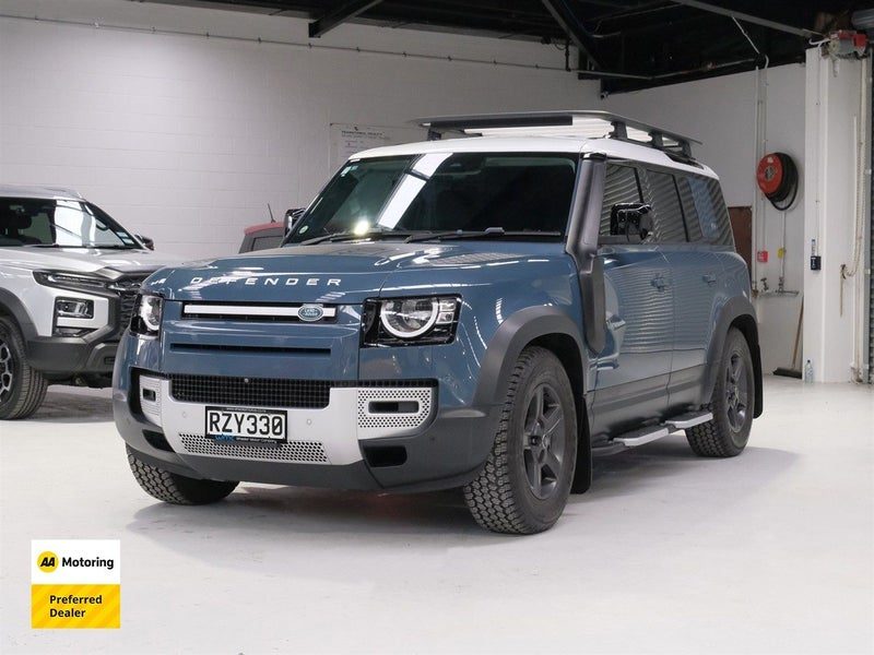 2020 Land Rover Defender 110 P 300, photo 3