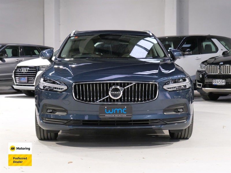 2021 Volvo V90 B5 'Momentum', photo 2