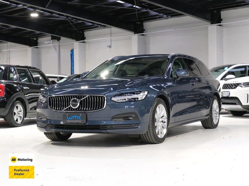 2021 Volvo V90 B5 'Momentum', photo 3