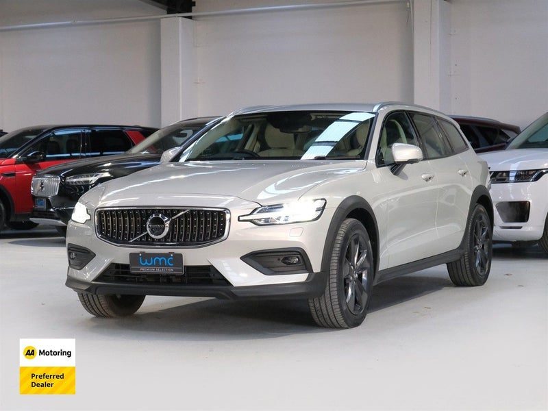 2021 Volvo V60 'Cross Country' B5 AWD, photo 3