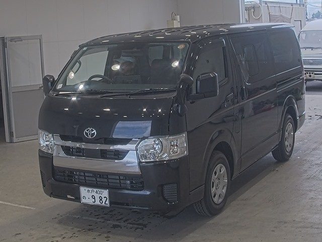 2026 Toyota Hiace NEW