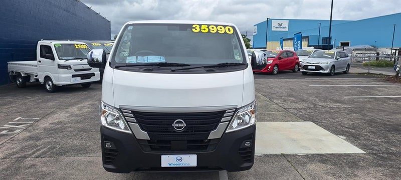 2025 Nissan NV350 CARAVAN, photo 2