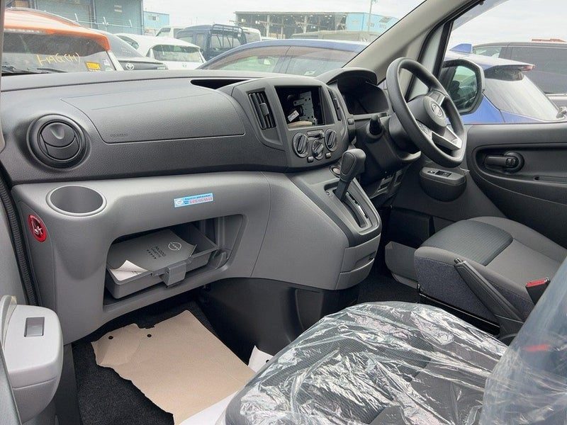 2025 Nissan NV200 VANETTE, photo 3