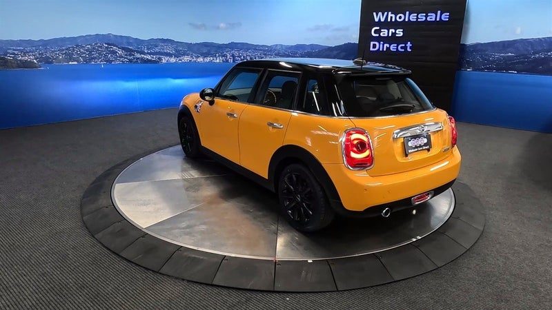2018 MINI Cooper, photo 3