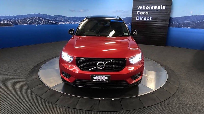 2021 Volvo XC40 Hybrid, photo 2