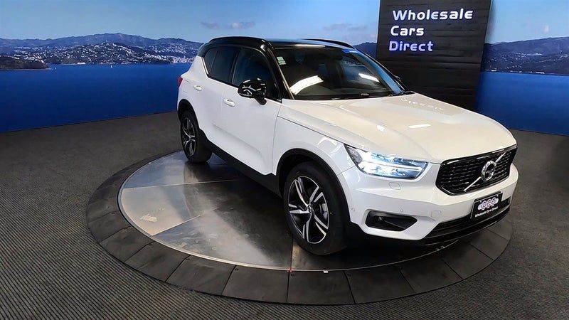 2021 Volvo XC40 R Design