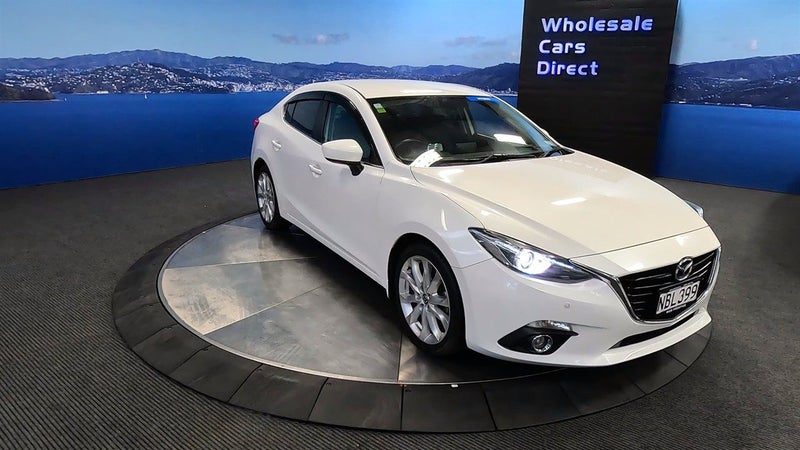 2013 Mazda Axela Hybrid
