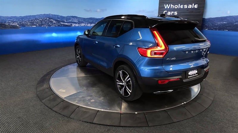 2019 Volvo XC40 T4 - R Design - Grade 4.5., photo 3