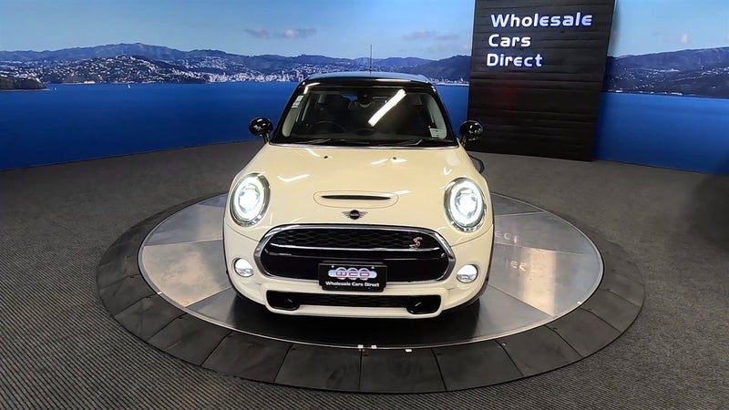 2019 MINI Cooper S, photo 2