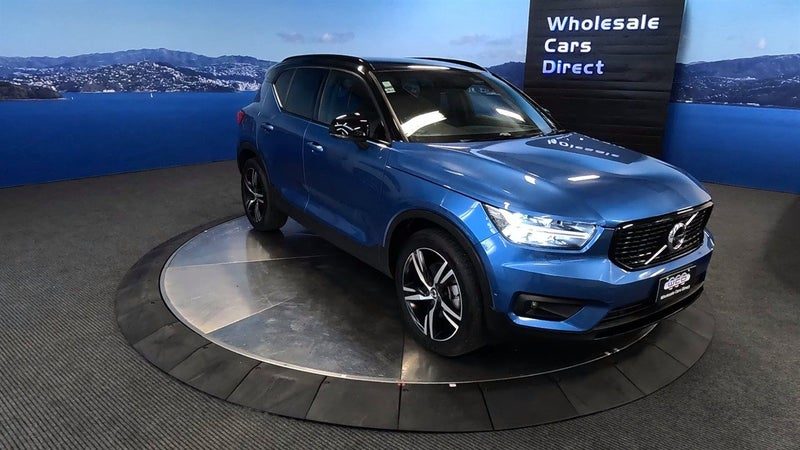 2021 Volvo XC40 R Design