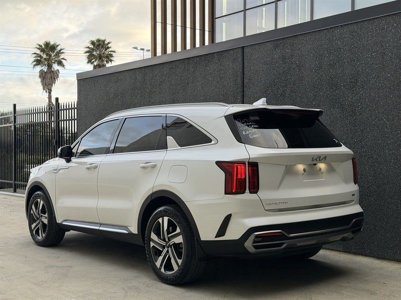 2022 Kia Sorento Deluxe, photo 2