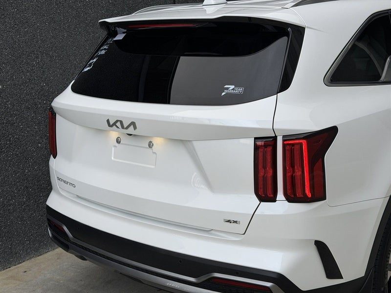 2022 Kia Sorento Deluxe, photo 3