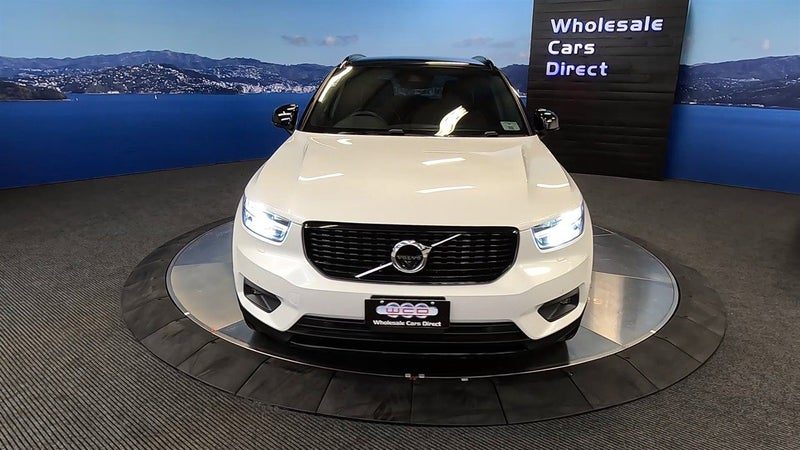 2021 Volvo XC40 R Design, photo 2
