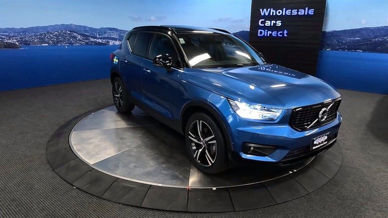 2021 Volvo XC40 R Design