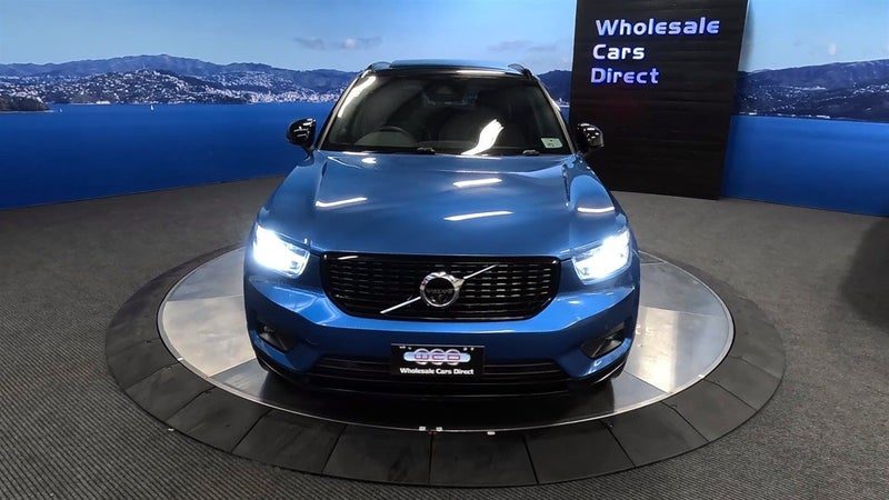 2021 Volvo XC40 R Design, photo 2