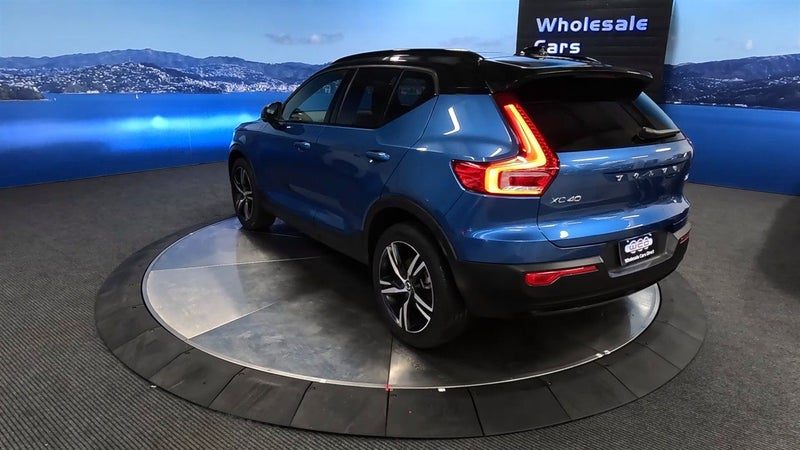 2021 Volvo XC40 R Design, photo 3