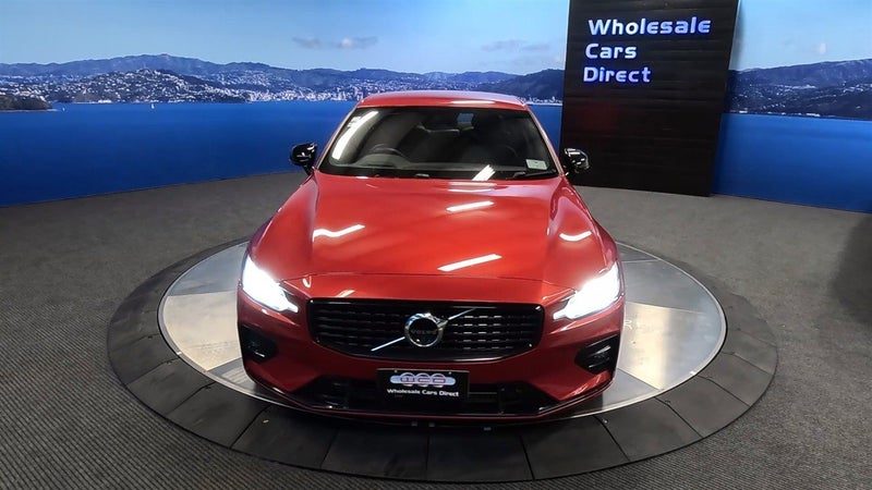 2021 Volvo S60 R Design, photo 2