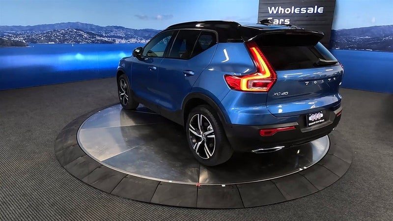 2018 Volvo XC40 R Design, photo 3