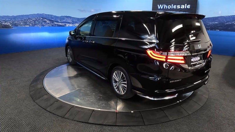 2019 Honda Odyssey Absolute, photo 3