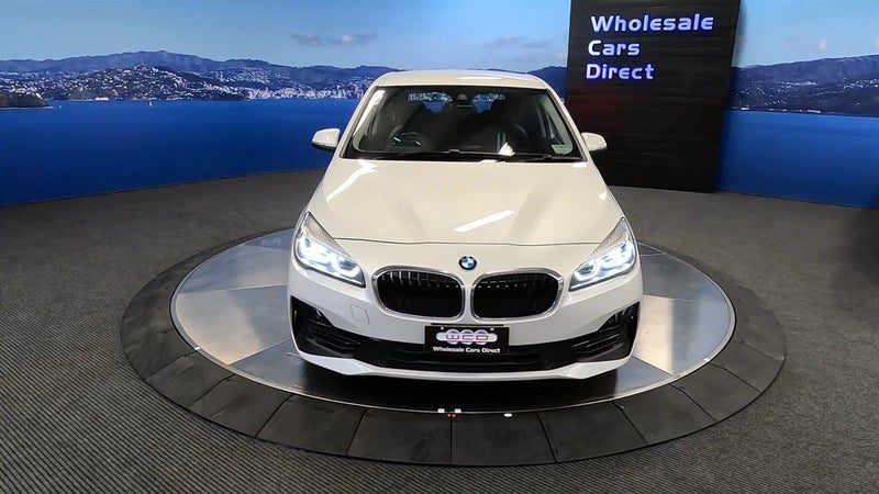 2018 BMW 218i Active Tourer, photo 2