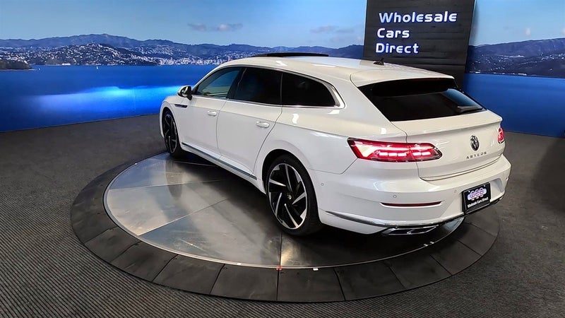 2022 Volkswagen Arteon R-Line, photo 3