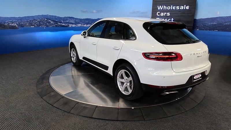 2017 Porsche Macan, photo 3