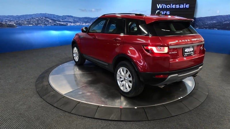 2019 Land Rover Range Rover Evoque SE, photo 3