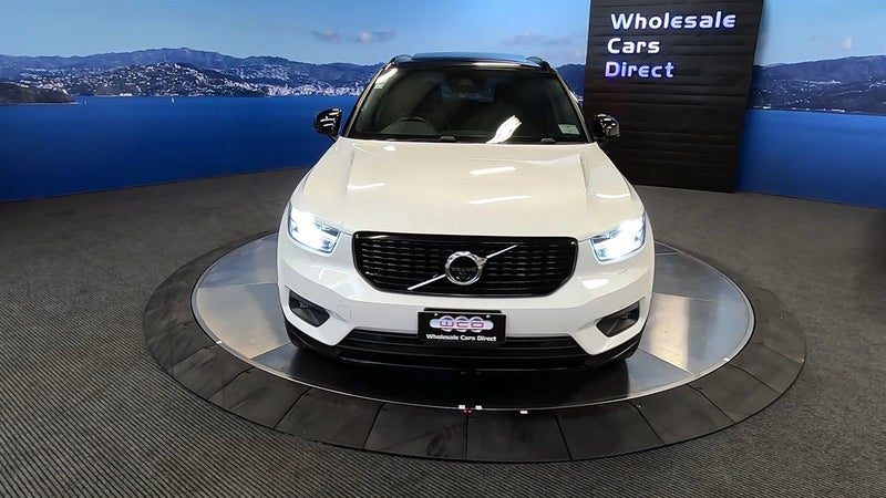 2020 Volvo XC40 Hybrid, photo 2