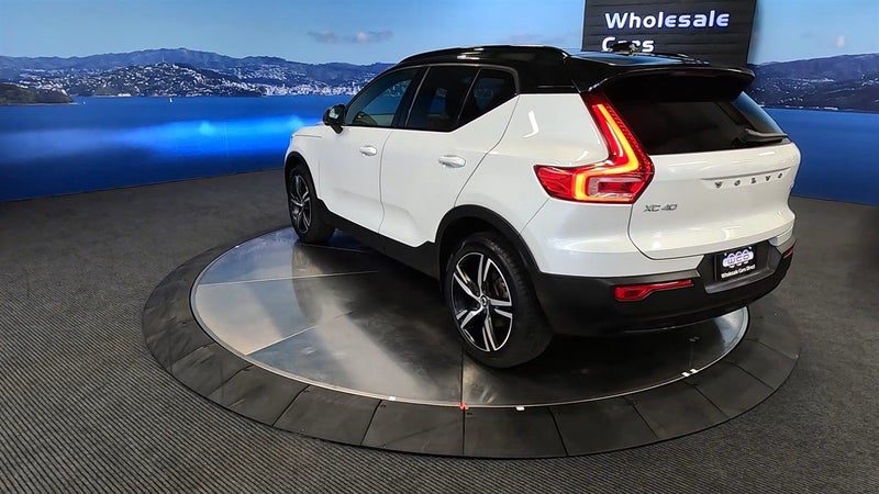 2020 Volvo XC40 Hybrid, photo 3