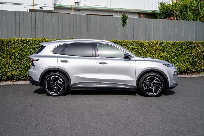 2026 MG S5 Essence 62KW EV, photo 2