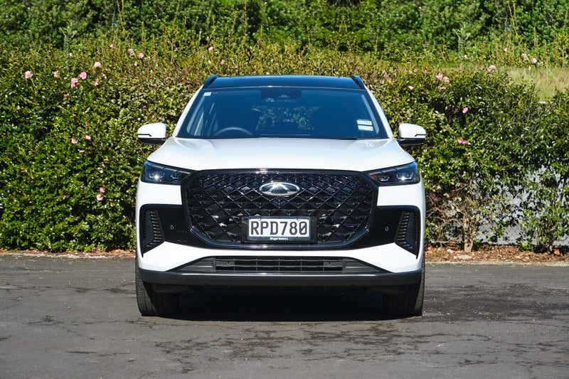 2025 Chery Tiggo 8 Super Hybrid Ultimate, photo 2