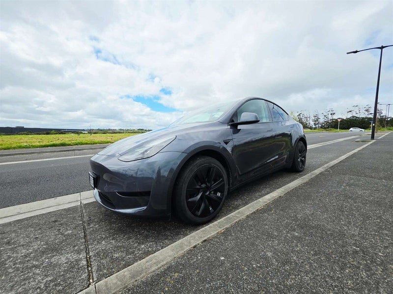 2022 Tesla Model Y REAR WHEEL DRIVE 60K, photo 3