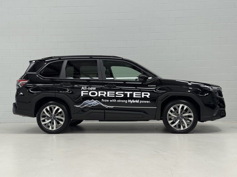 2026 Subaru Forester Touring, photo 3