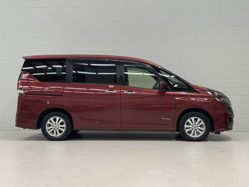 2017 Nissan Serena S-HYBRID, photo 3