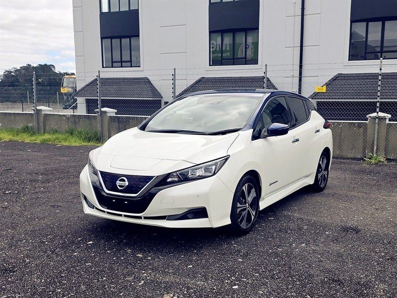 2018 Nissan Leaf X. 85.41% SOH. Grade 4.5, photo 3