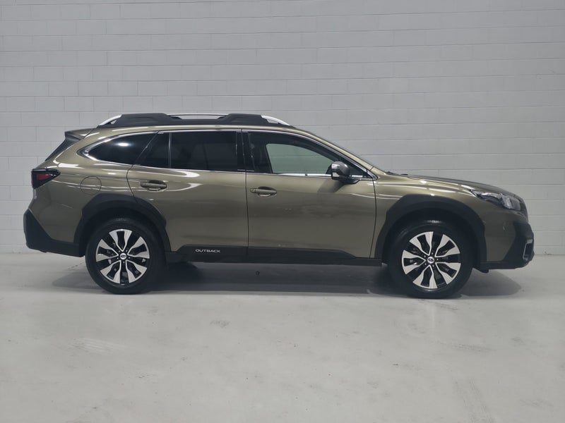 2023 Subaru Outback XT Touring AWD, photo 3
