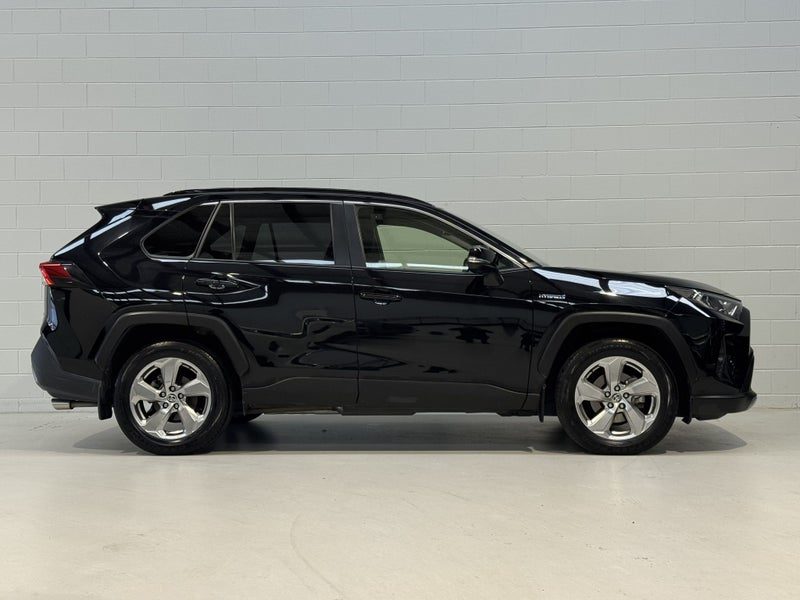 2020 Toyota RAV4 GXL 4WD, photo 3