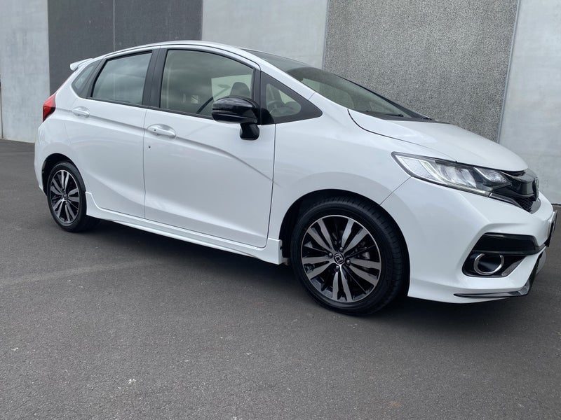 2019 Honda Jazz Rs 1.5p/cvt