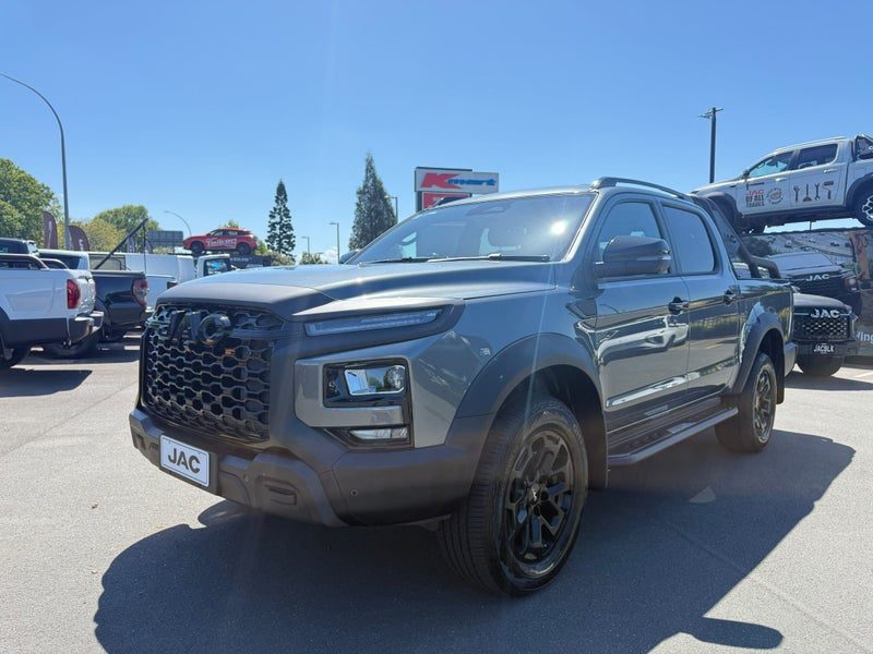 2026 JAC T9 Luxury Black Out Edition, photo 3