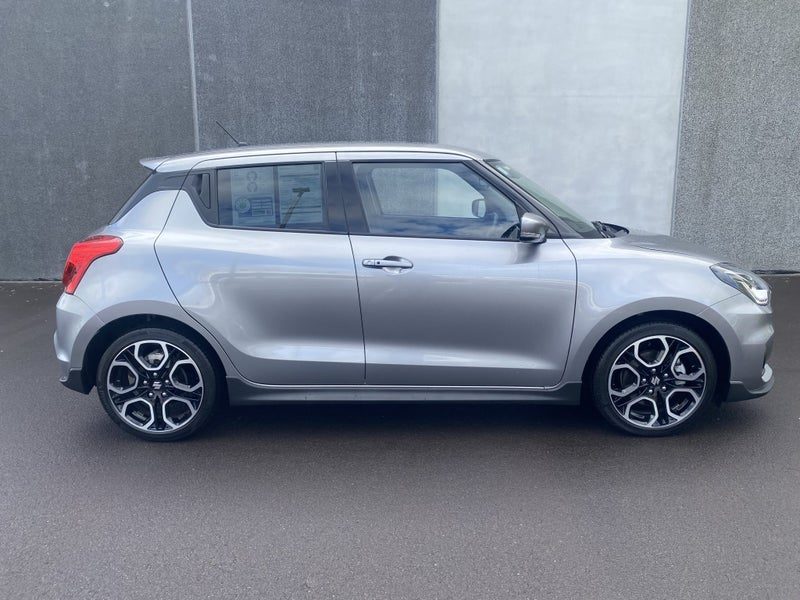 2023 Suzuki Swift Sport Auto, photo 2