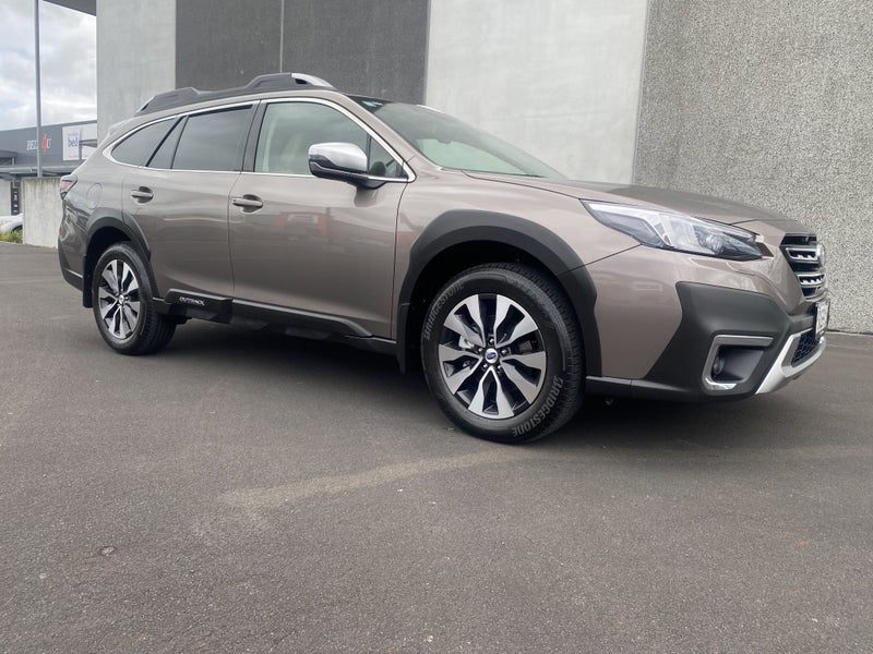 2022 Subaru Outback Touring 2.4t My23 Kit